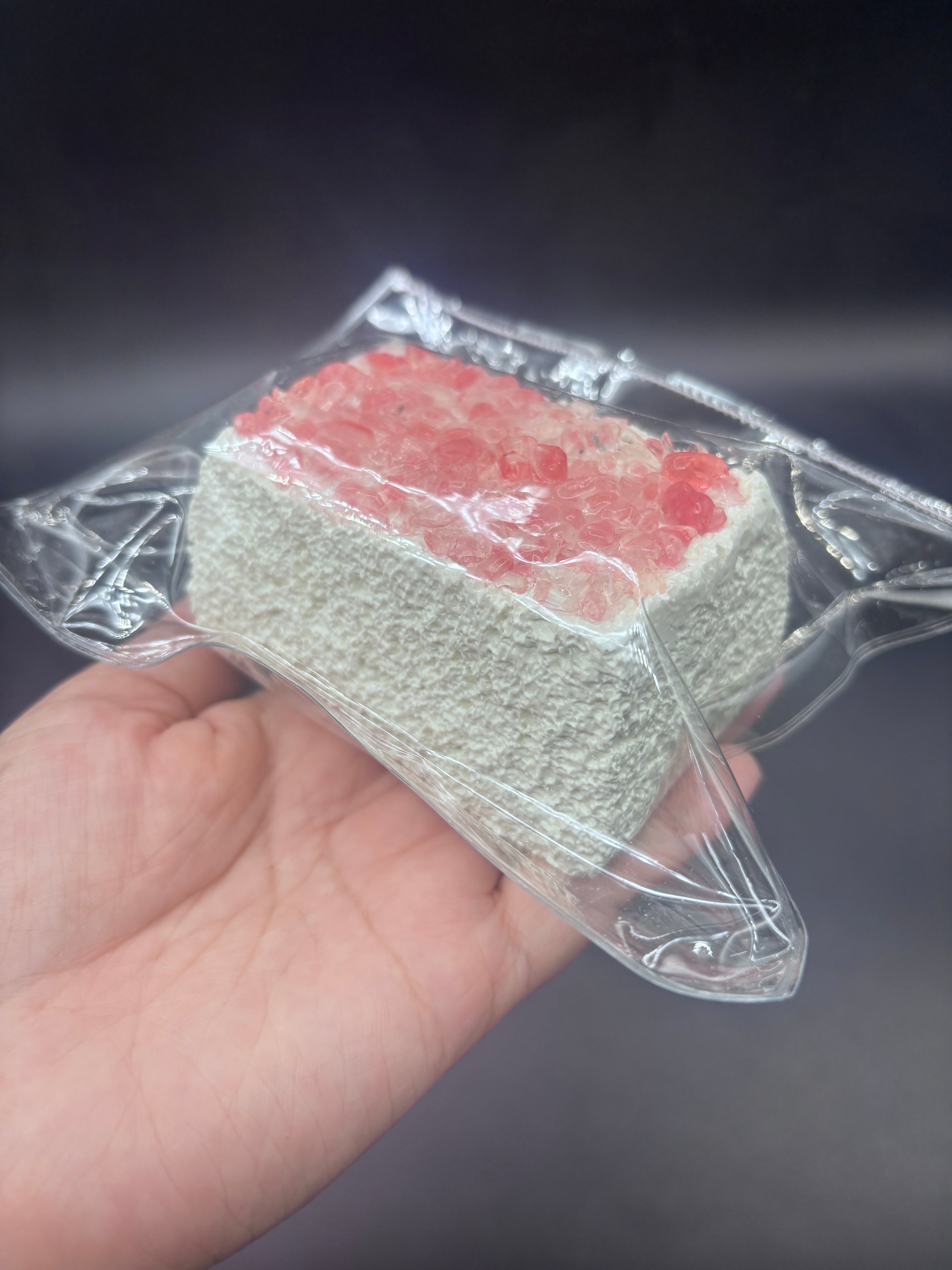 (3 colors) gemstone crunchy taba squishy cake soft