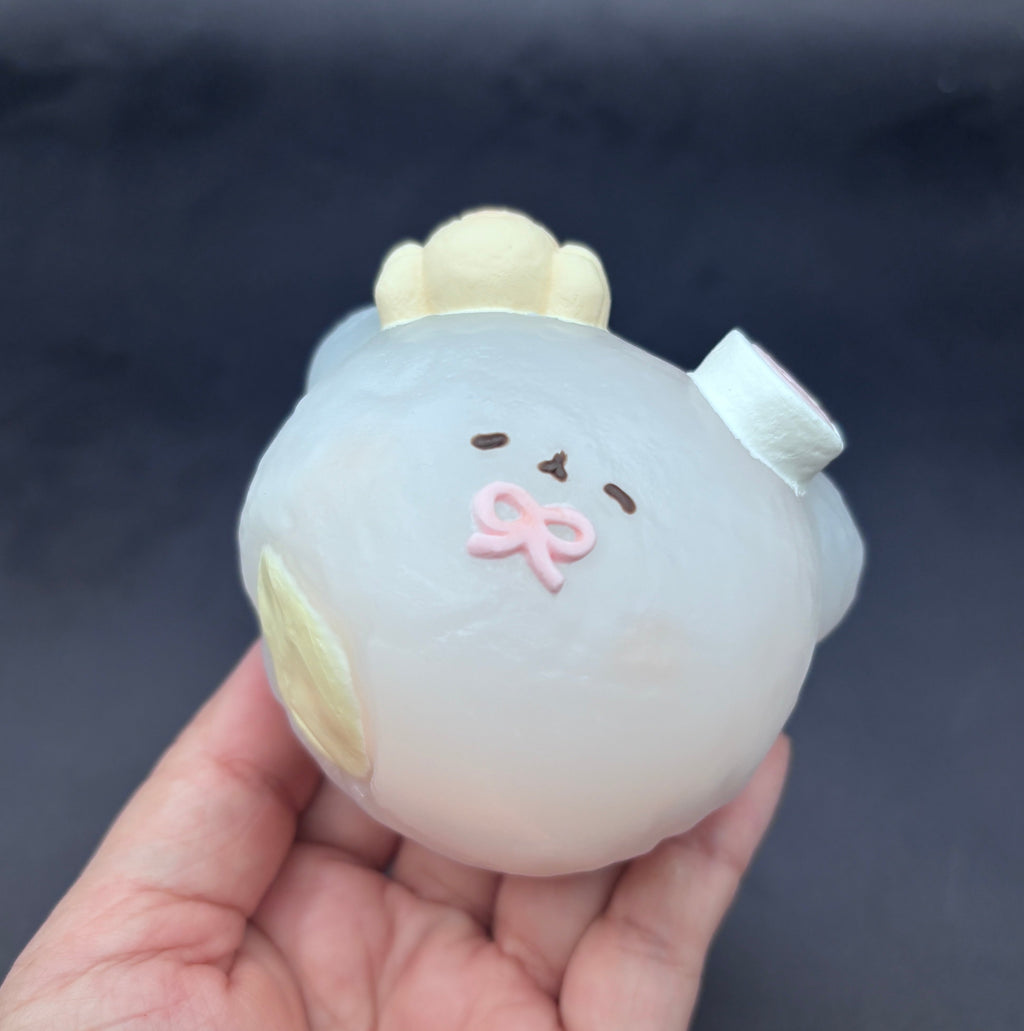 MATTE Frozen butter chef bear taba squishy