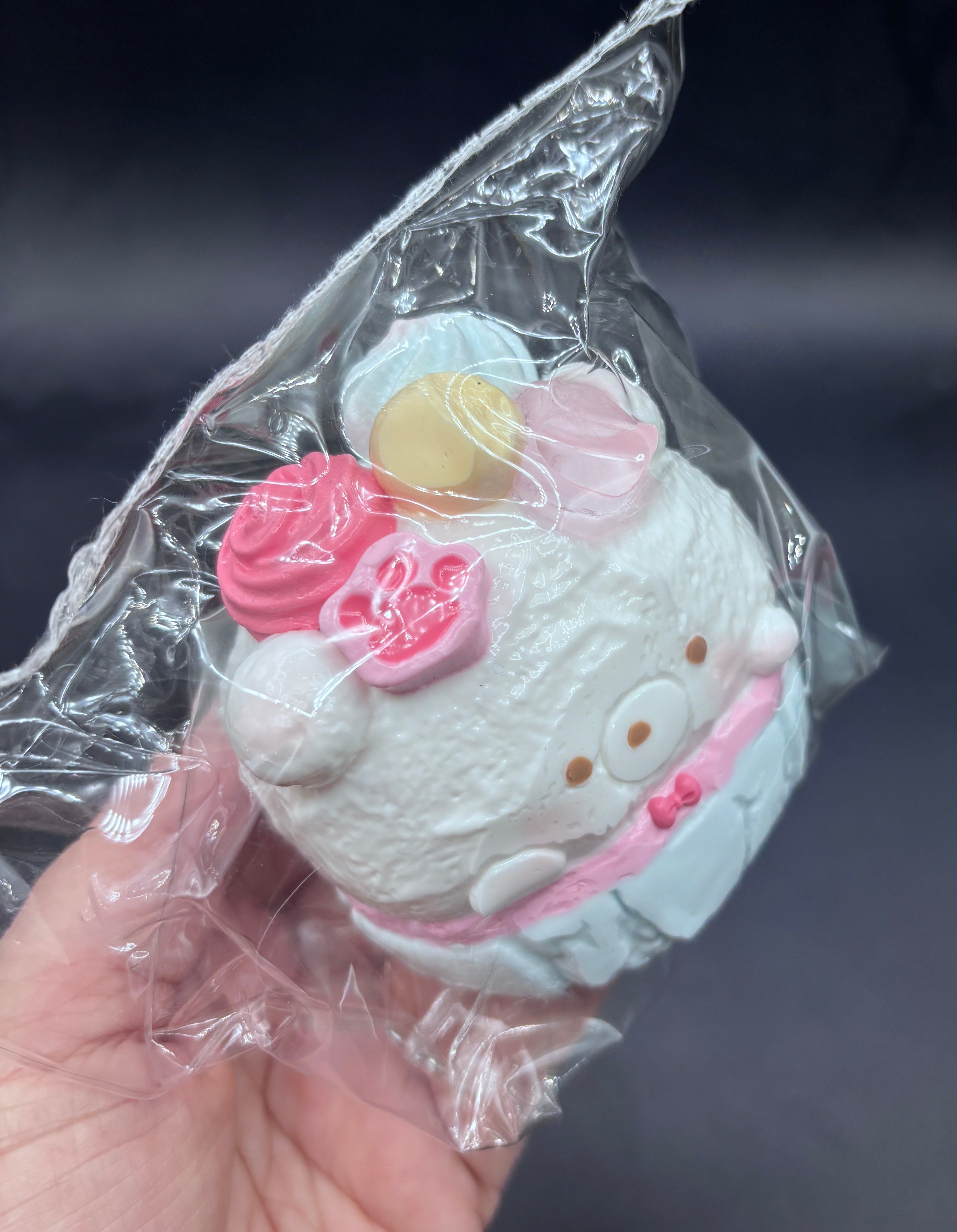 Frozen butter Large polar bear cupcake cute taba squishy