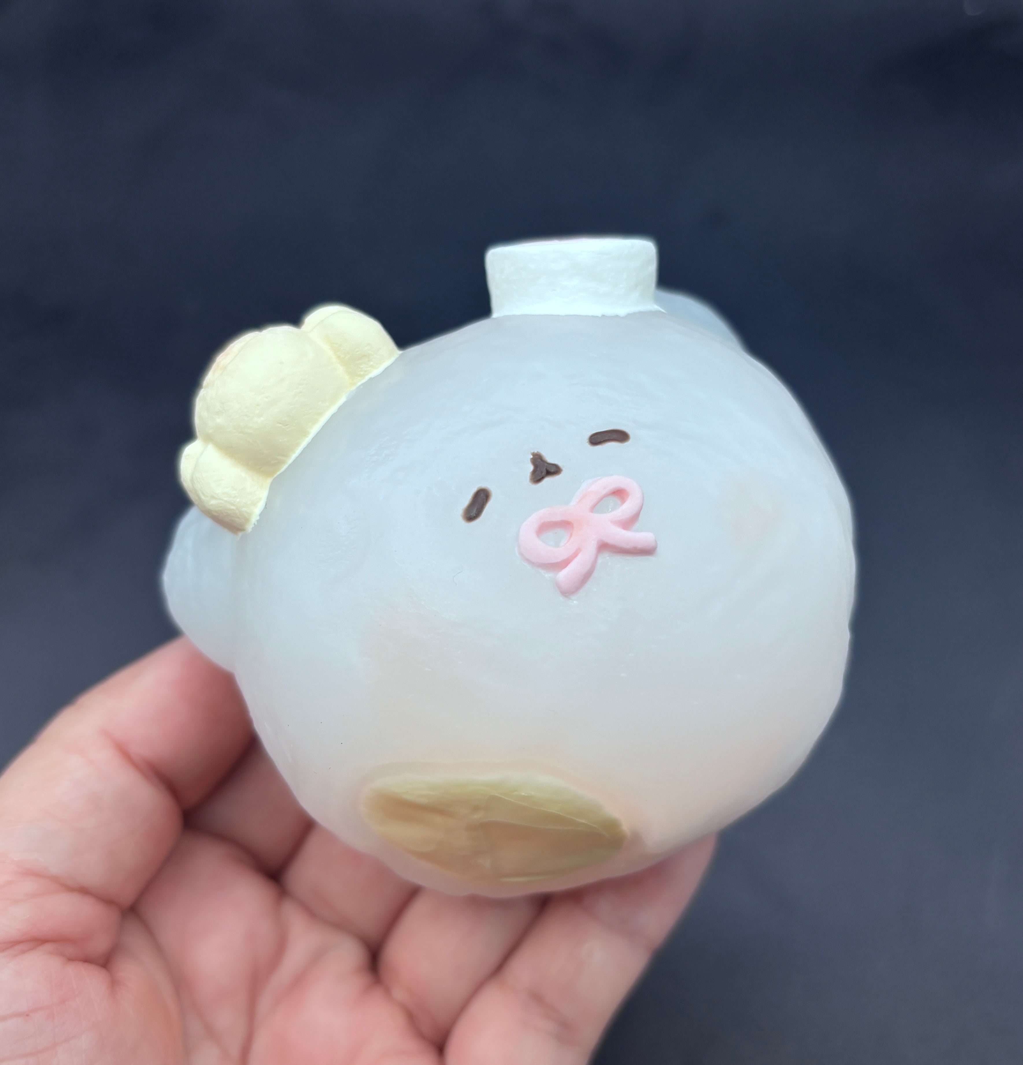 MATTE Frozen butter chef bear taba squishy