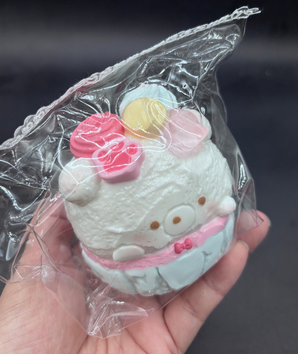 Frozen butter Large polar bear cupcake cute taba squishy